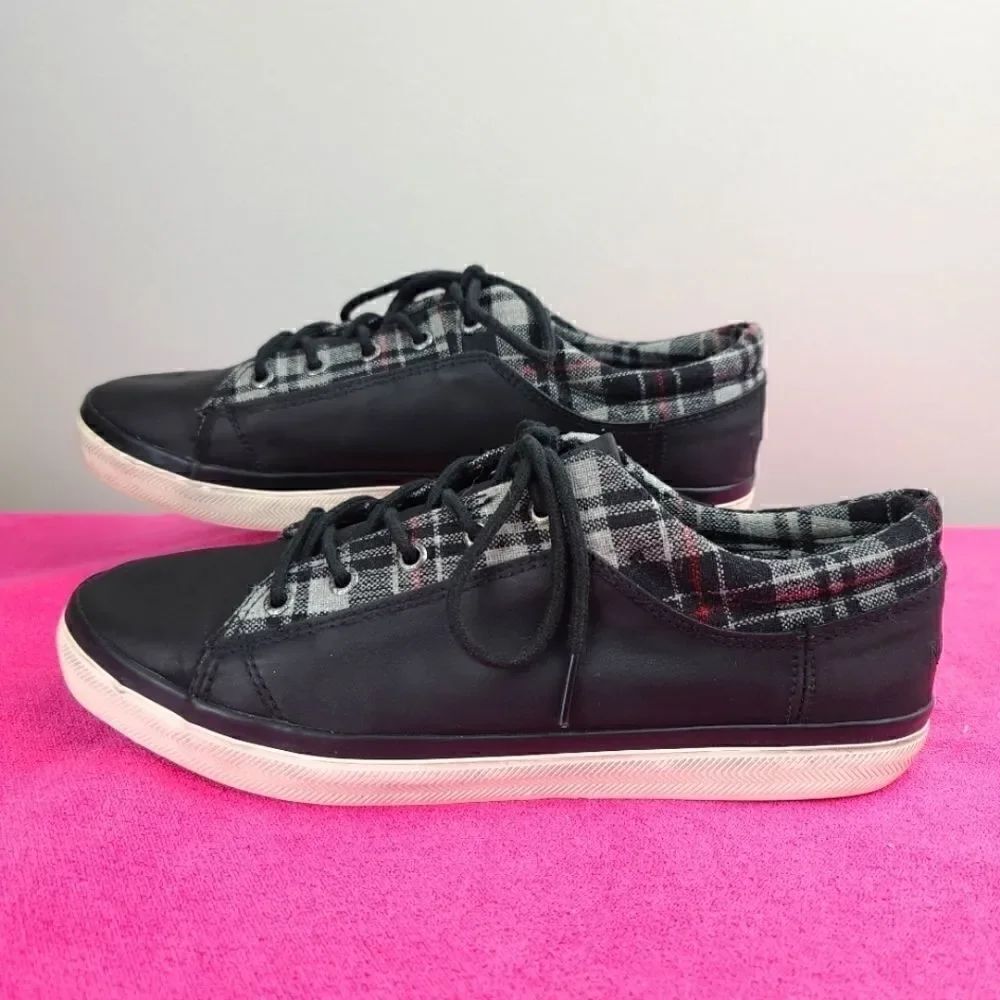 Nautica Sneakers With Plaid